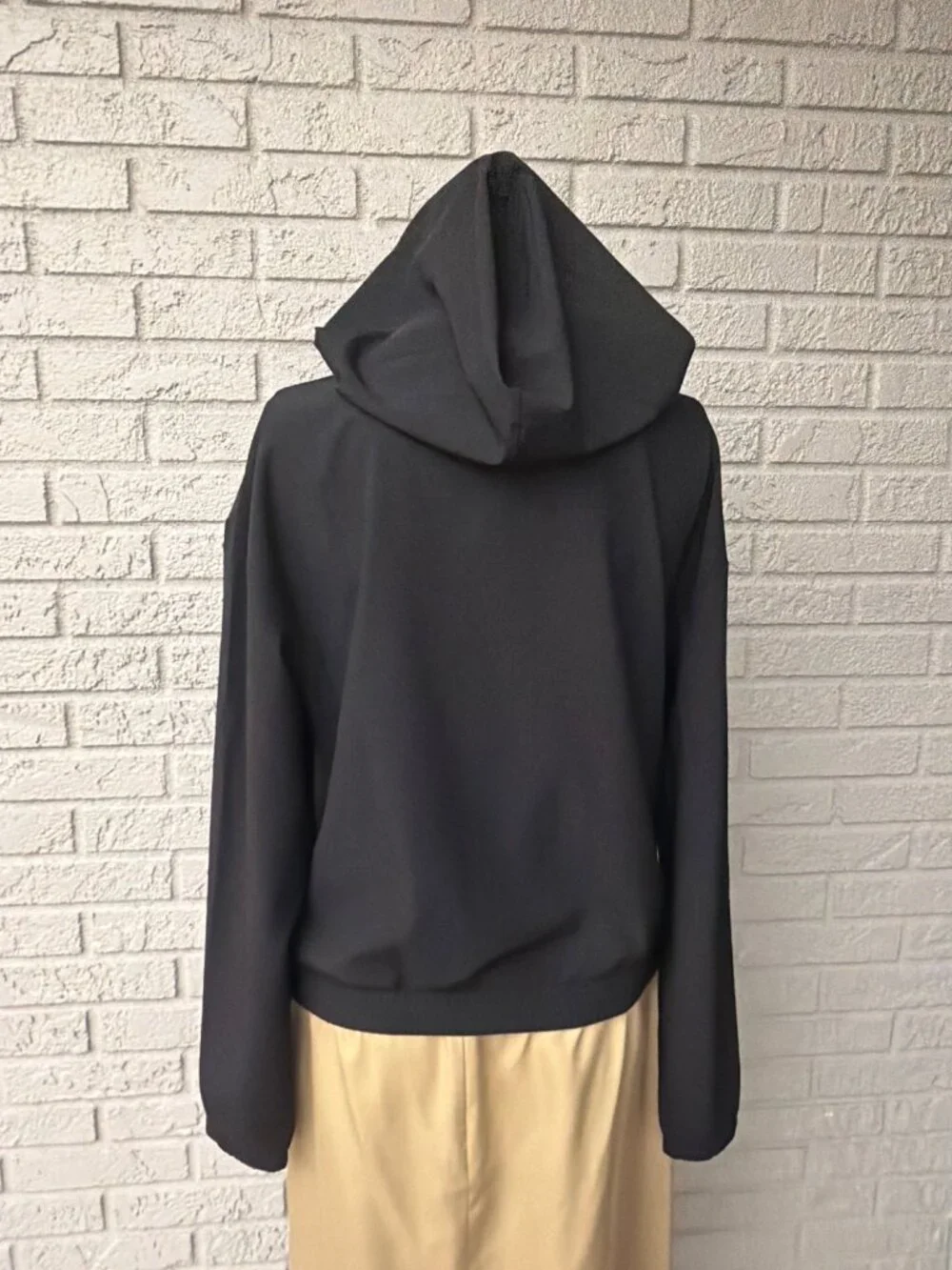 Bearpaw Outdoors Black Lightweight Zip-Up Hooded Jacket Size S - Picture 4 of 14